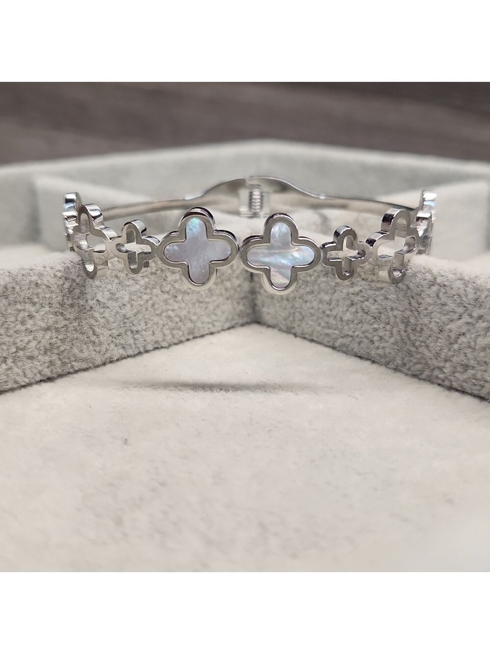 Stainless Steel Hollow Clover, Mother of Pearl Inlay Clover Bangle Bracelet
